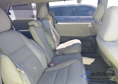 2017 Toyota Sienna Xle 8 Passenger from USA, damaged, VIN 5TDYZ3DC8HS808376